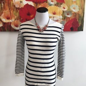 🎁3 for $20 Navy/ white J.Crew Sweater